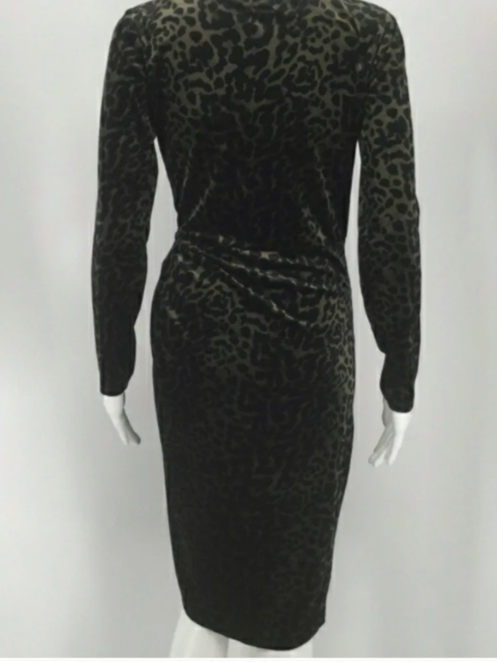 Tahari Women's  Green Leopard Velour Long Sleeve Dress - Picture 2 of 2